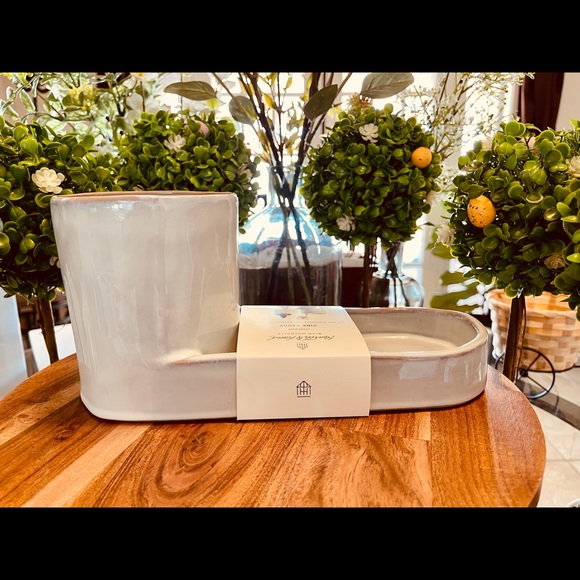 Hearth & Hand Stoneware Kitchen Sink Caddy - Picture 14 of 16